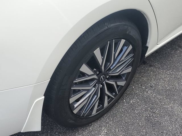Certified 2023 Nissan Altima 2.5 SV w/ SV Premium Package FWD image 5