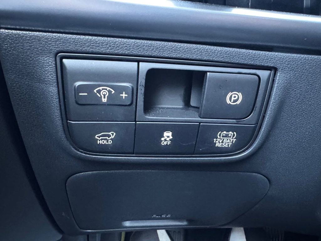 Certified 2025 Hyundai Tucson Limited image 20