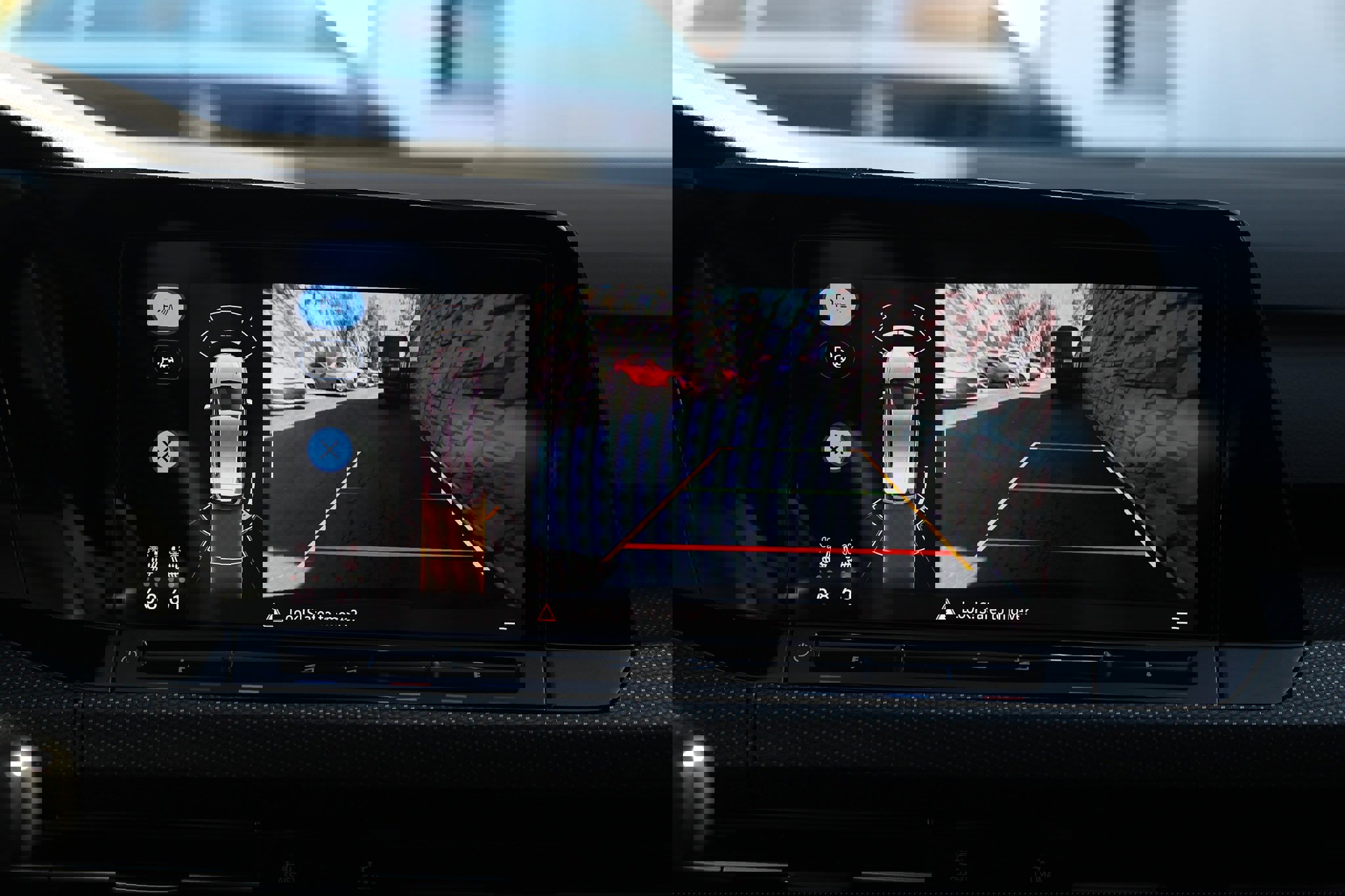 Used 2023 Volkswagen Golf R image 37