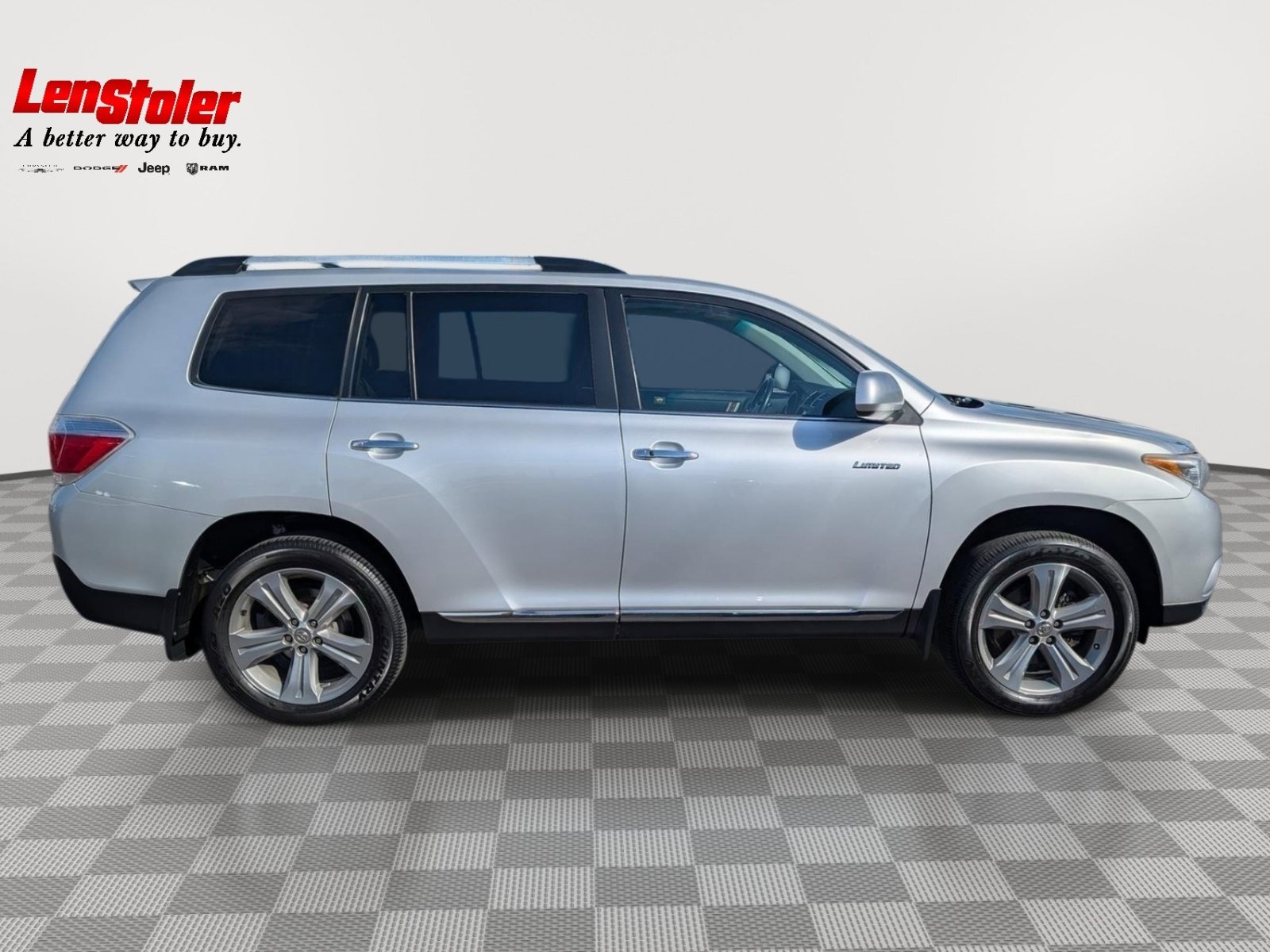 Used 2012 Toyota Highlander Limited w/ Tow Pkg AWD/4WD image 6