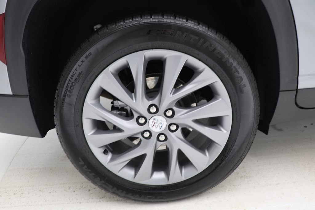 Used 2025 Buick Enclave Preferred image 9