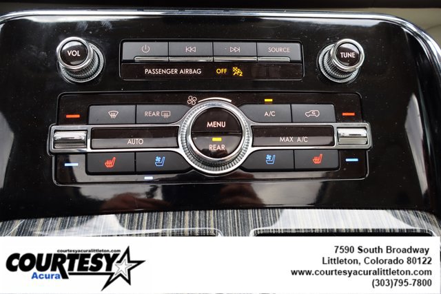 Used 2021 Lincoln Navigator Black Label w/ Special Edition Package AWD/4WD image 19