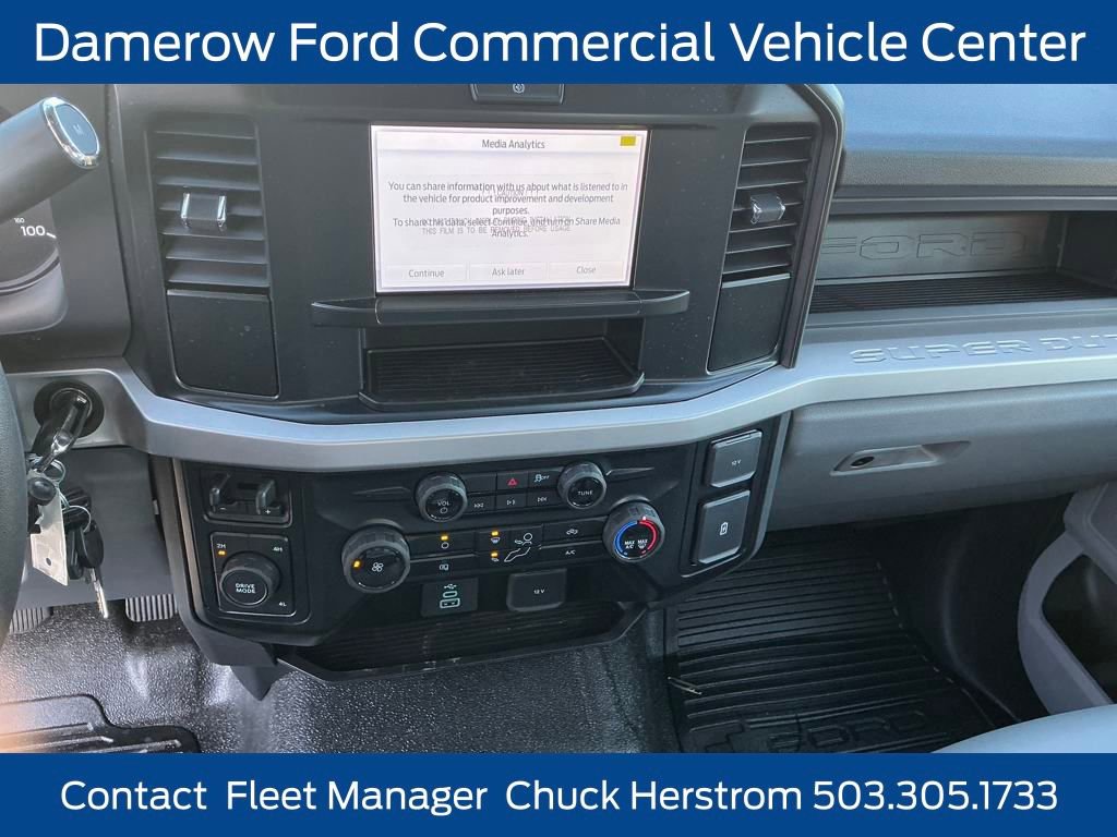 New 2025 Ford F450 XL w/ XL Chrome Package image 21