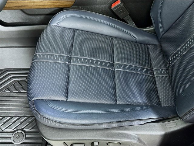 Used 2025 Chevrolet Silverado 3500 High Country w/ High Country Premium Package image 22