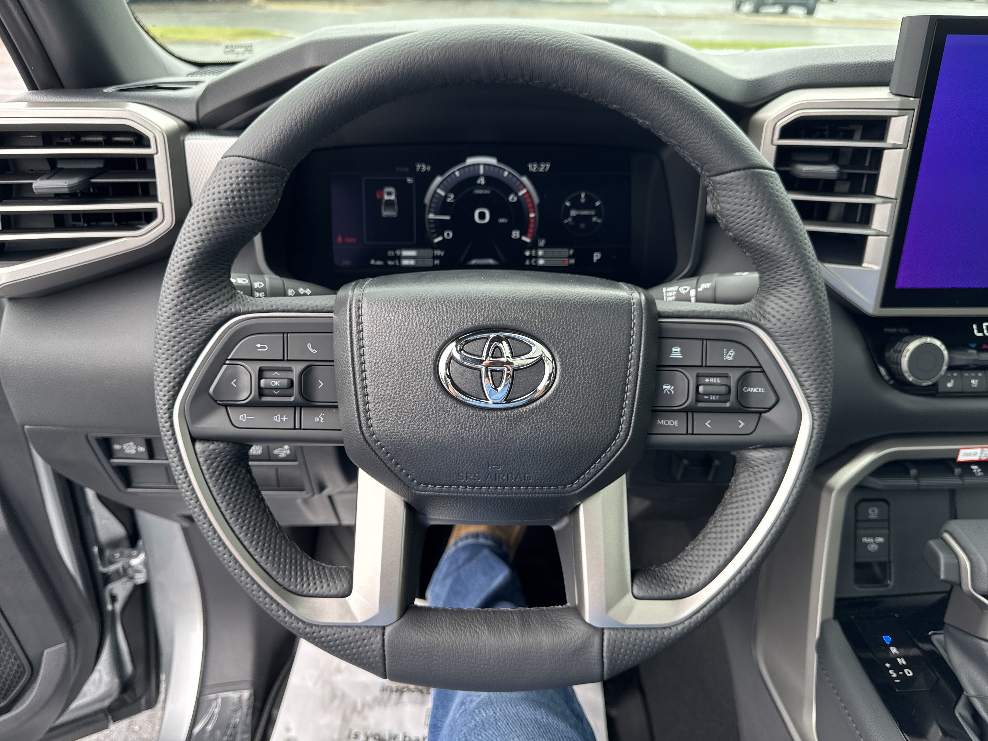 New 2025 Toyota Tundra Limited w/ Power Package AWD/4WD image 17