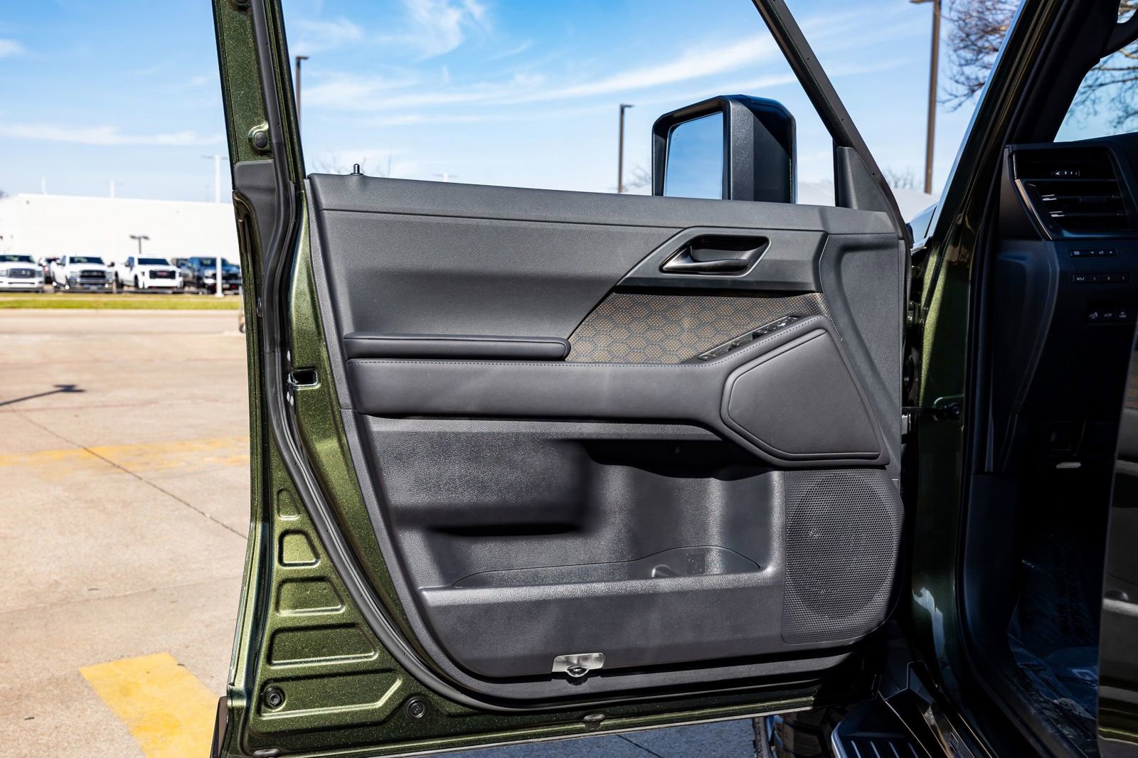 Used 2025 Lexus GX 550 550 Premium+ w/ Accessory Package (Z1) image 34