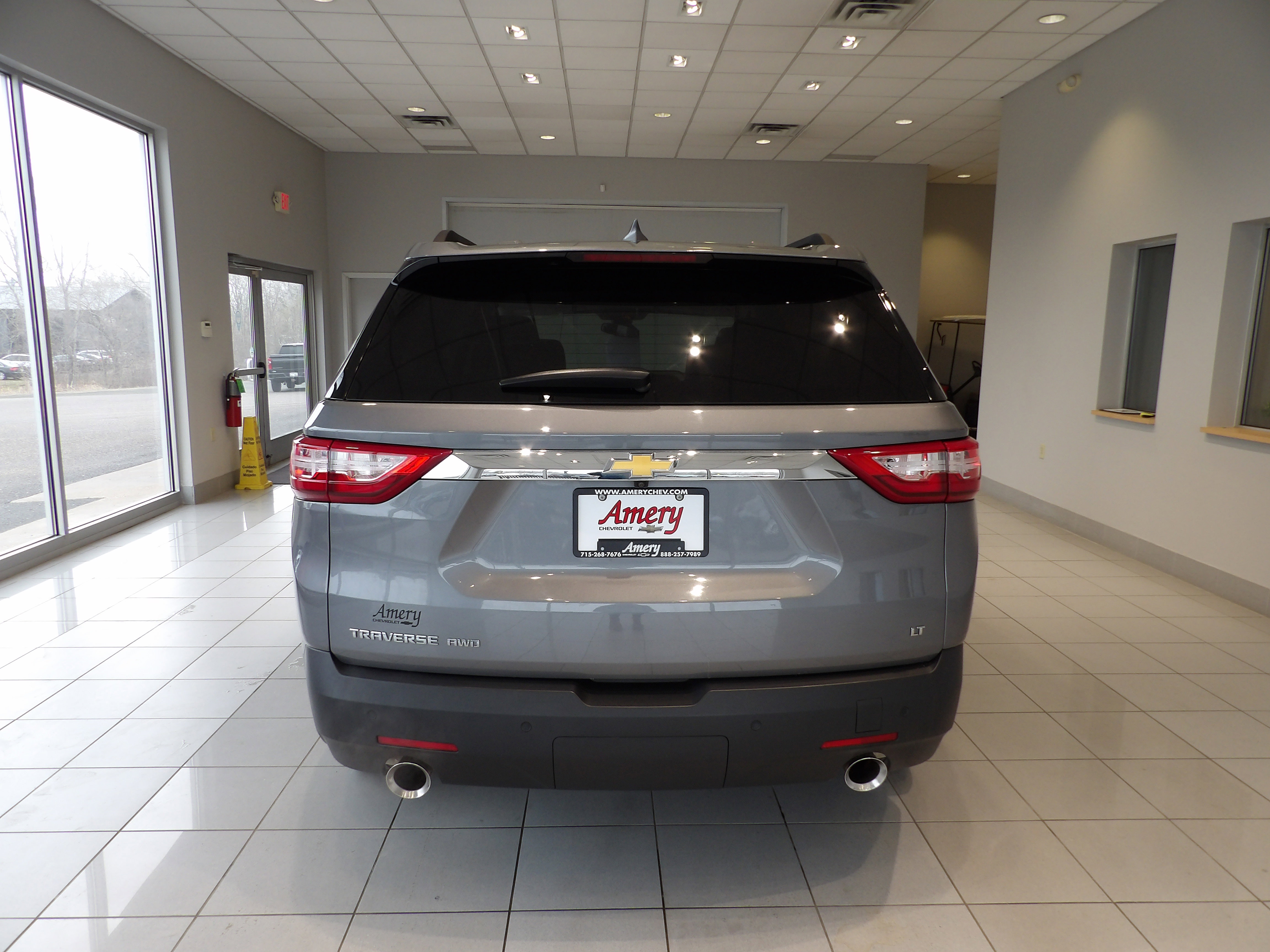 Used 2020 Chevrolet Traverse LT w/ Driver Confidence II Package image 5