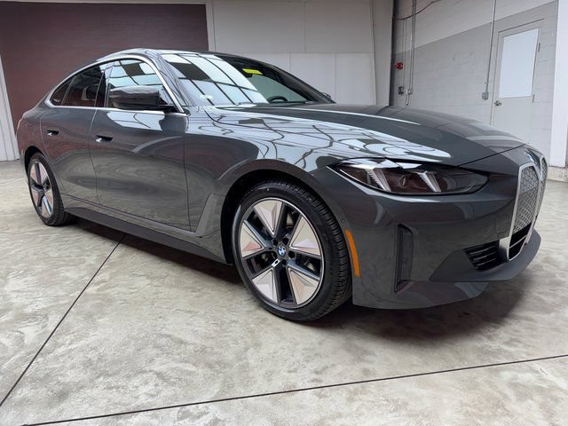 Used 2026 BMW i4 xDrive40i w/ Premium Package AWD/4WD image 6