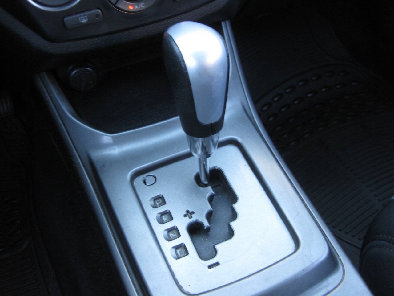Used 2011 Subaru Impreza Outback Sport AWD/4WD image 30