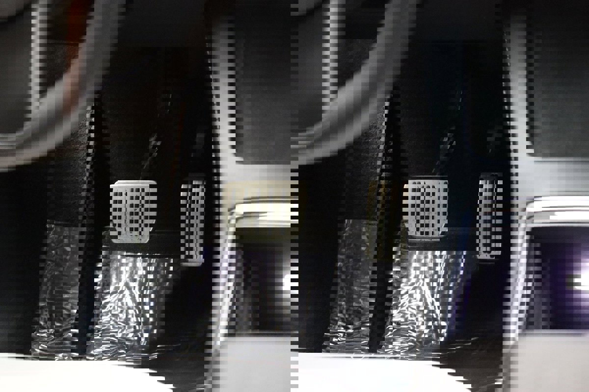 Used 2022 Tesla Model Y Performance image 13