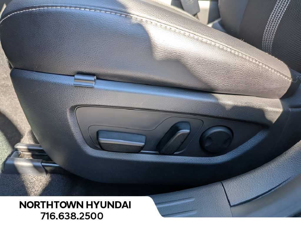 Used 2026 MAZDA CX-50 AWD 2.5 S w/ Preferred Pkg image 29