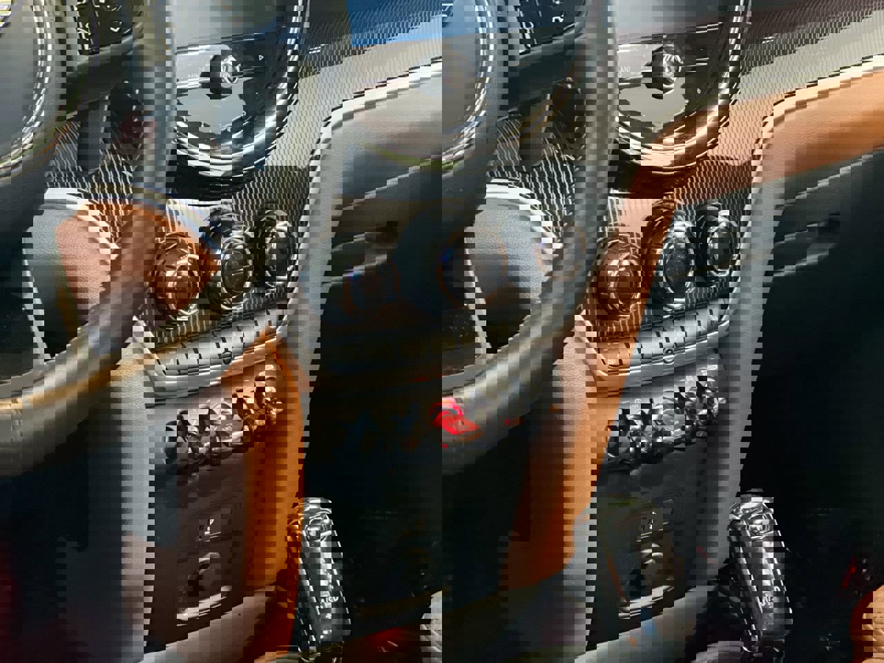 Used 2022 MINI Cooper Countryman S w/ Premium Package FWD image 24