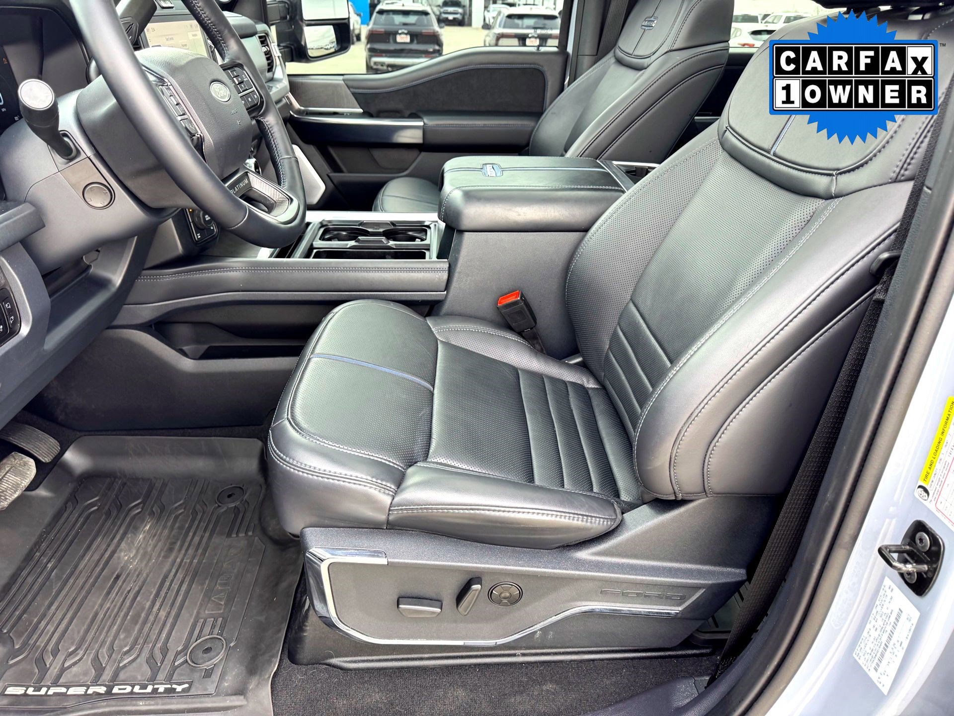 Used 2025 Ford F250 Platinum image 12