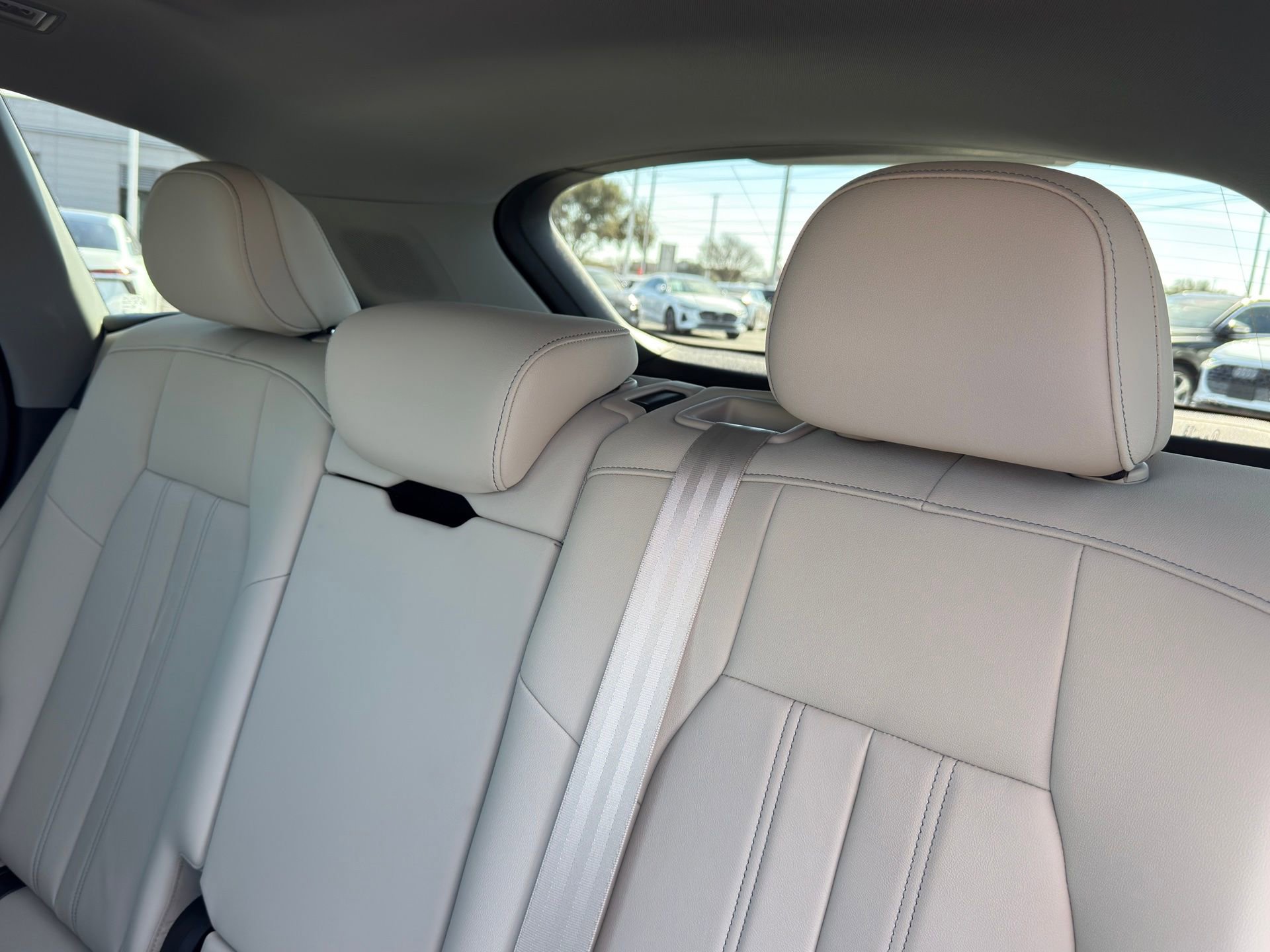 Certified 2025 Audi Q5 Premium w/ Convenience Package image 24