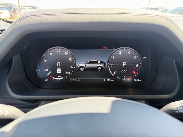 Certified 2026 Land Rover Defender 110 X-Dynamic SE AWD/4WD image 14