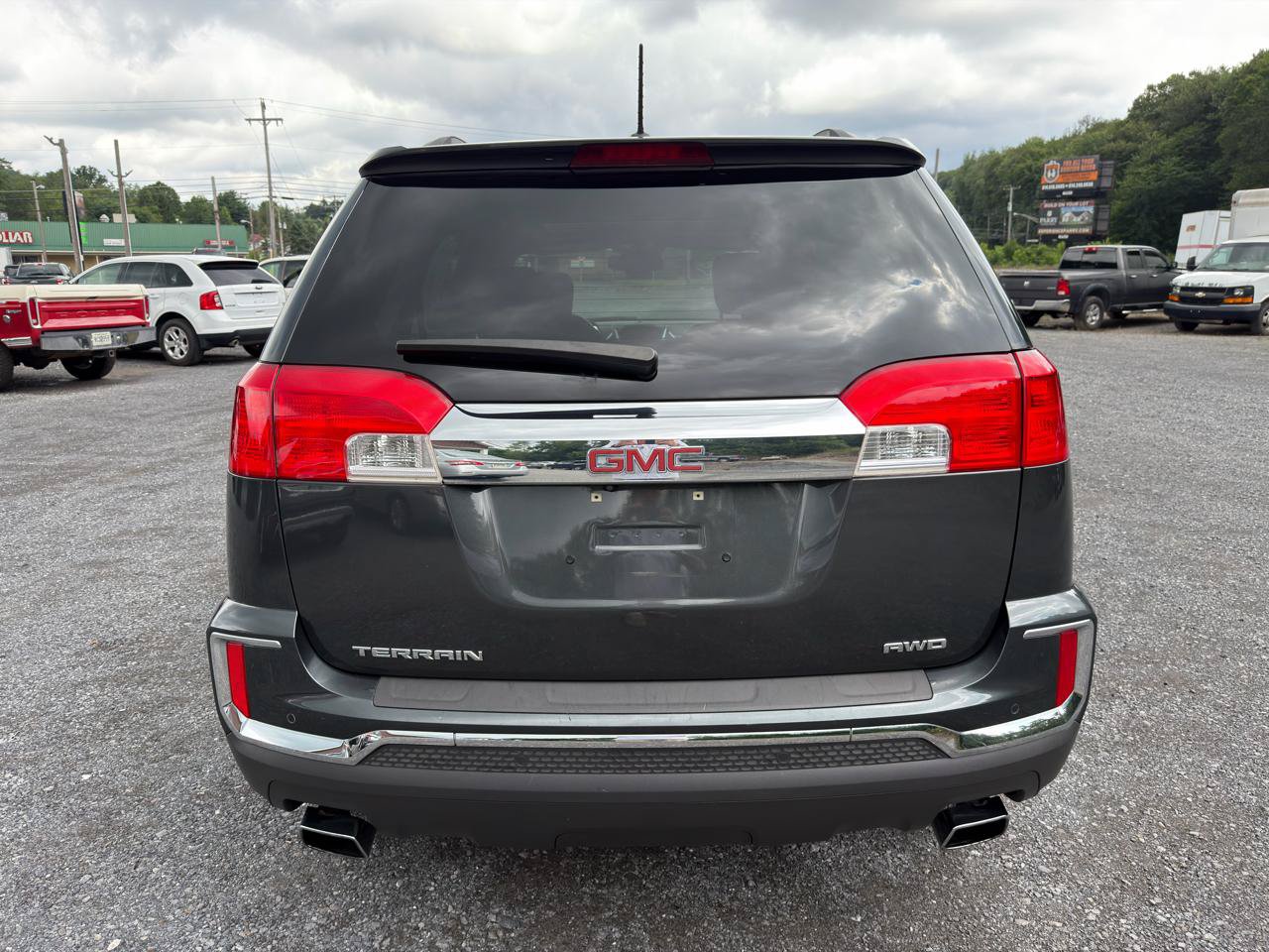 Used 2017 GMC Terrain SLE w/ Driver Alert Package I AWD/4WD image 6