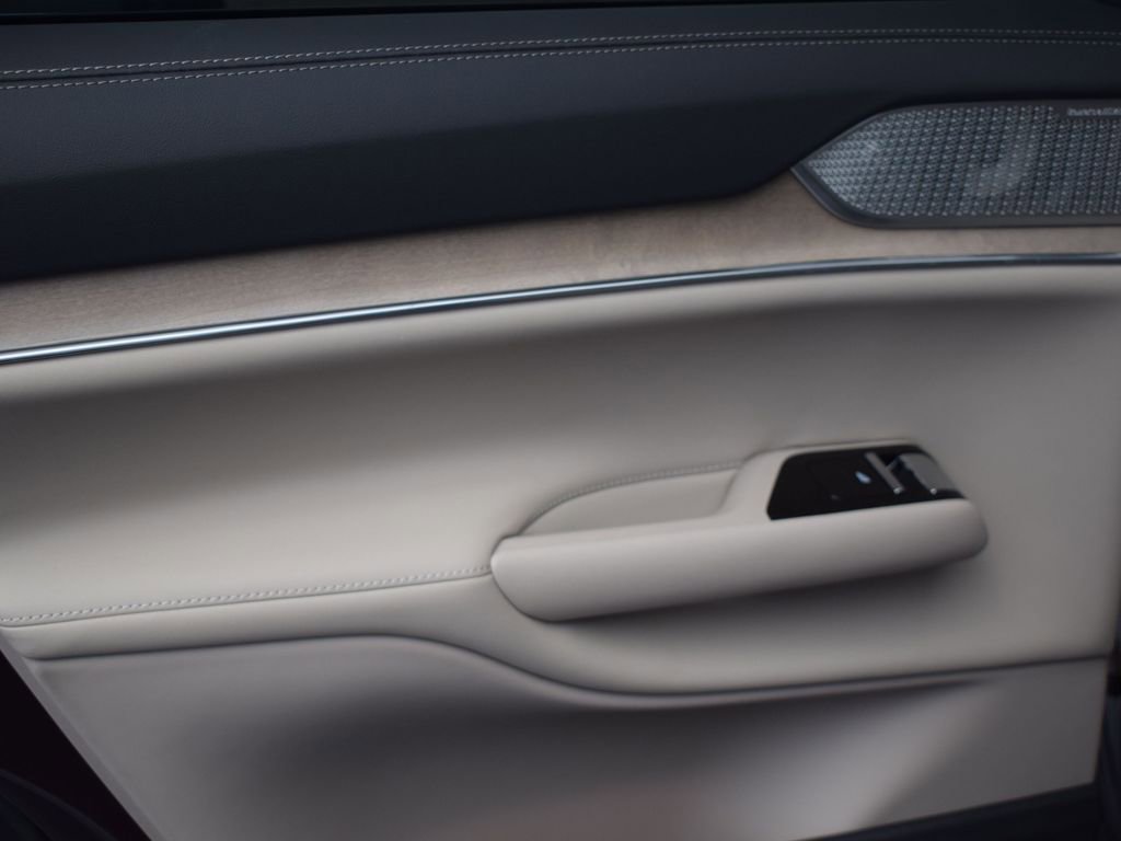 New 2025 Volvo EX90 Ultra image 22