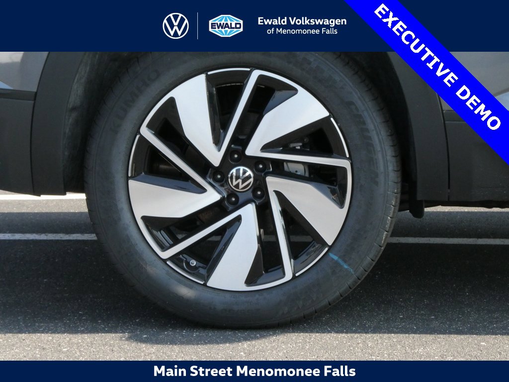 Certified 2025 Volkswagen Atlas SE image 22