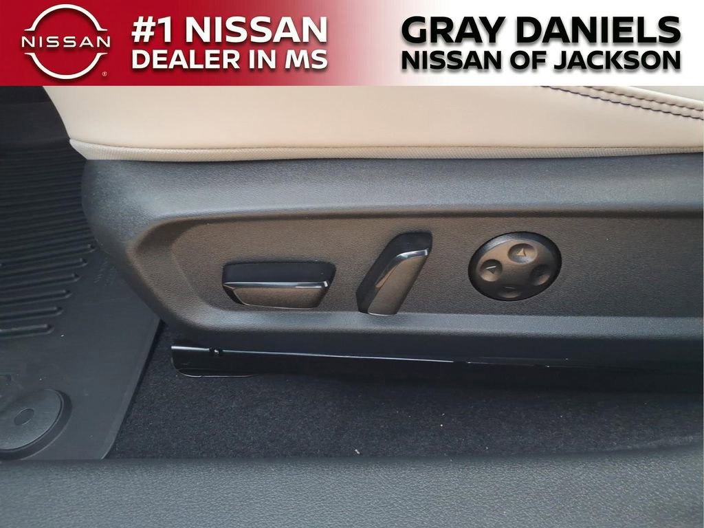New 2026 Nissan Sentra SL w/ Floor Mat Package FWD image 11