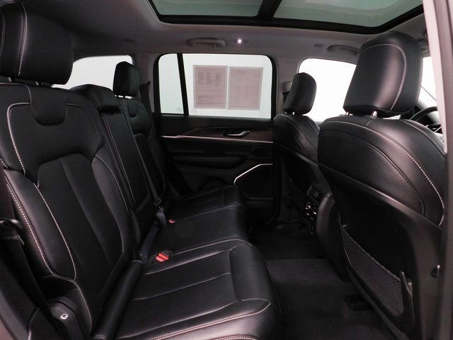 Used 2023 Jeep Grand Cherokee 4WD 4xe image 33