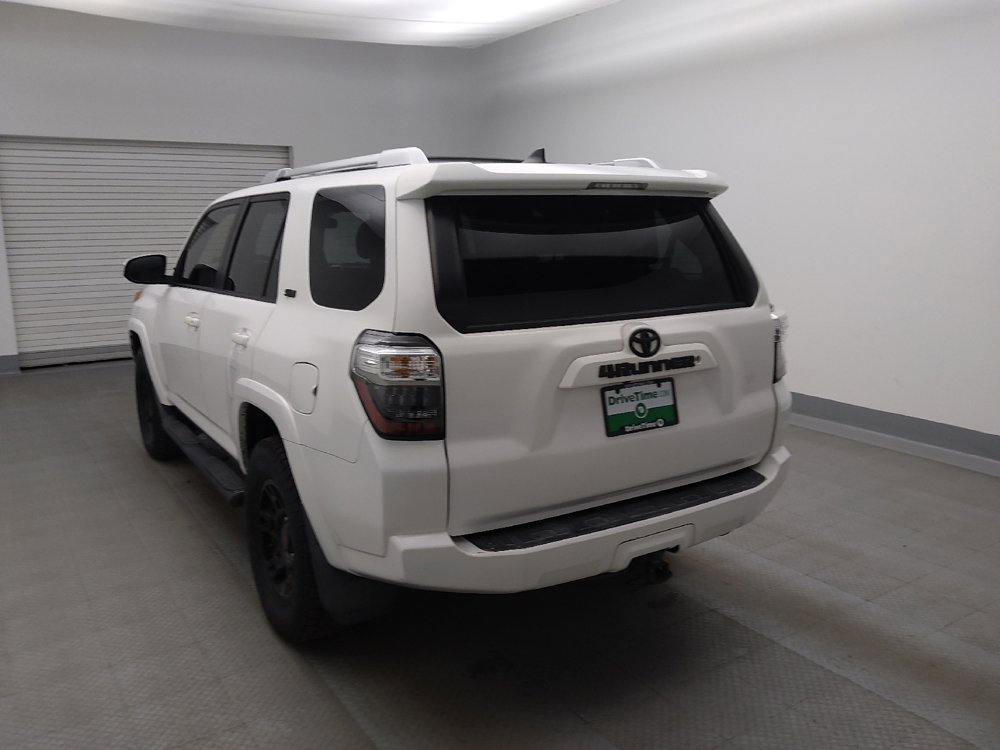 Used 2018 Toyota 4Runner SR5 RWD image 5
