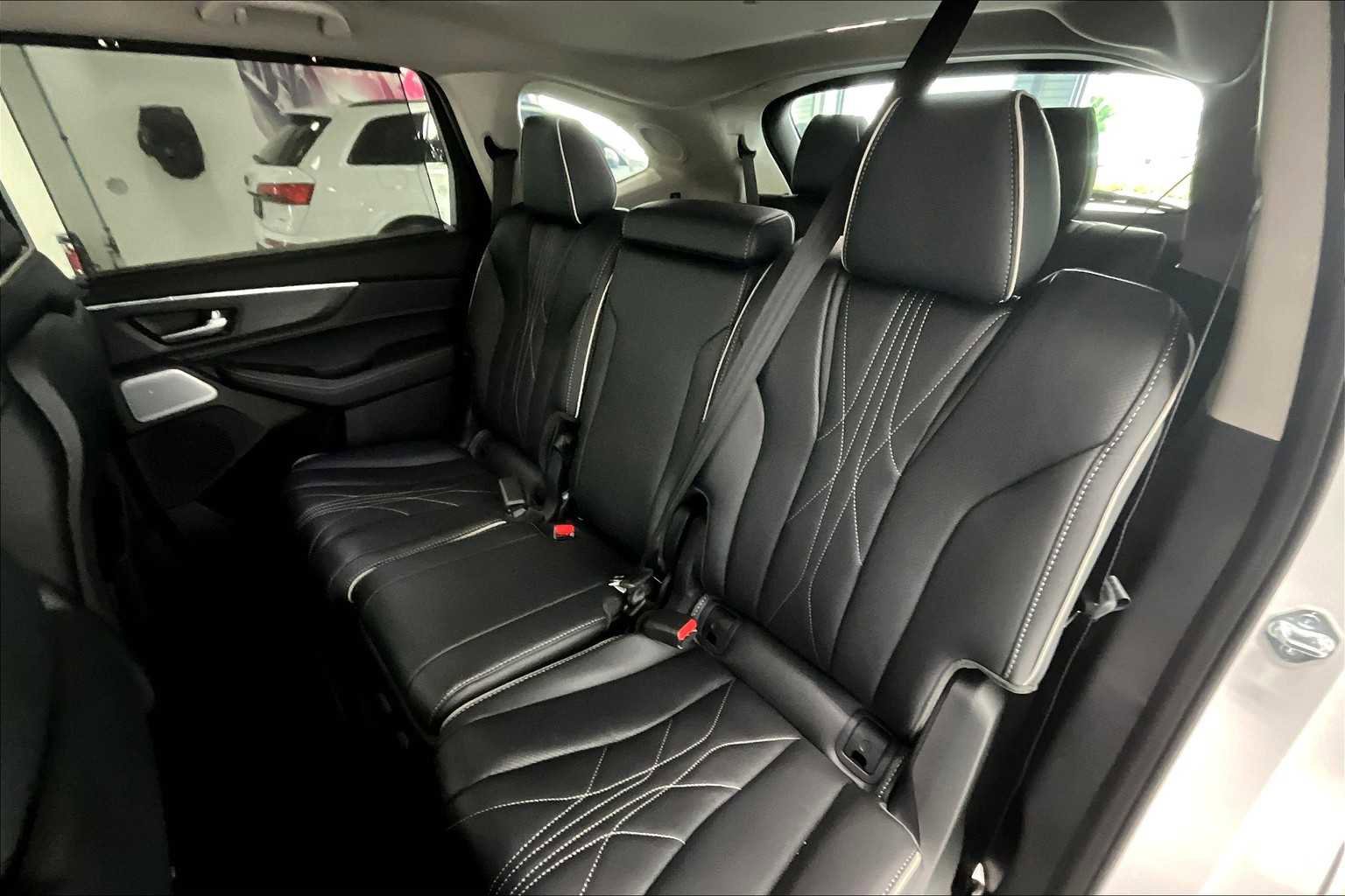 New 2026 Acura MDX SH-AWD w/ Advance Package image 11
