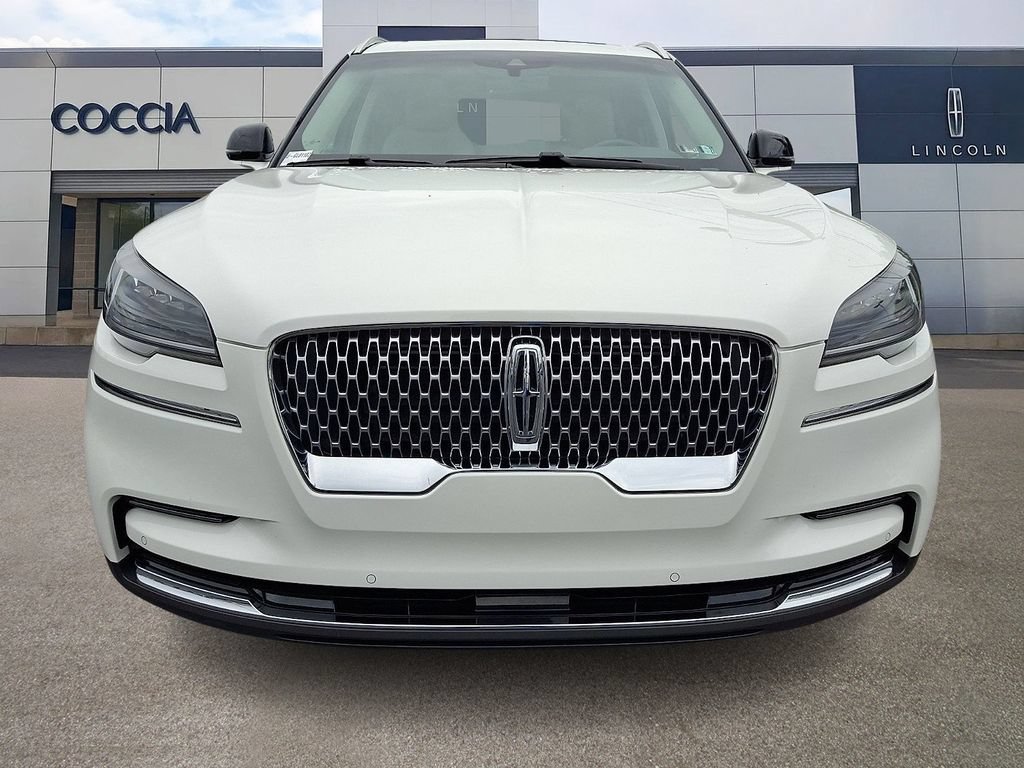 Certified 2024 Lincoln Aviator AWD w/ Premium Package image 2
