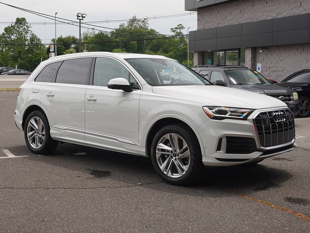 Used 2023 Audi Q7 3.0T Premium Plus AWD/4WD image 2