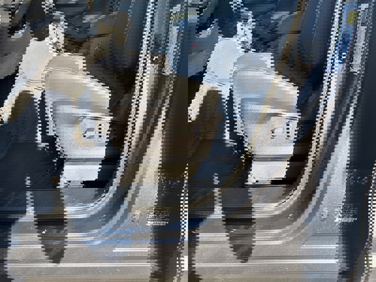 New 2025 Subaru Ascent Limited w/ Popular Package #2 image 13