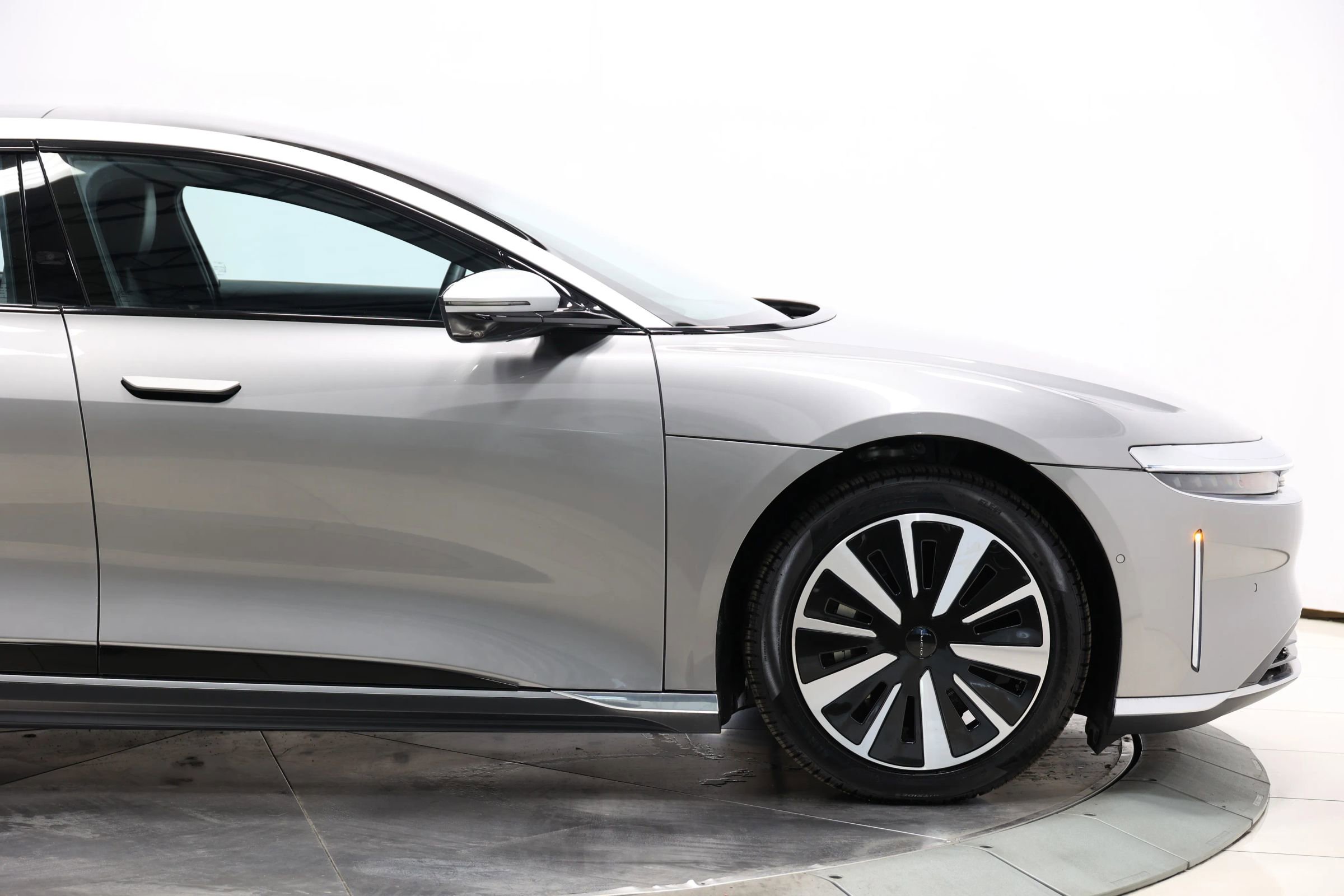 Used 2023 Lucid Air Grand Touring image 69