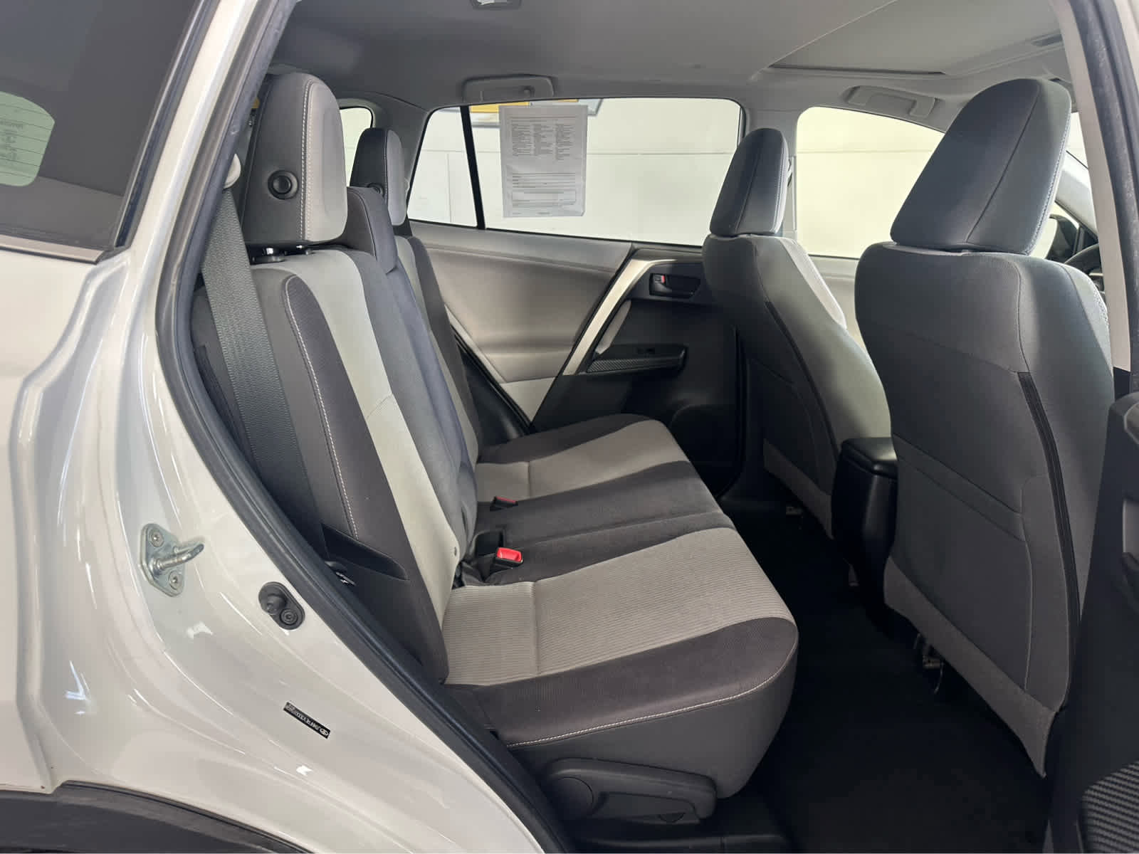 Used 2013 Toyota RAV4 XLE image 20