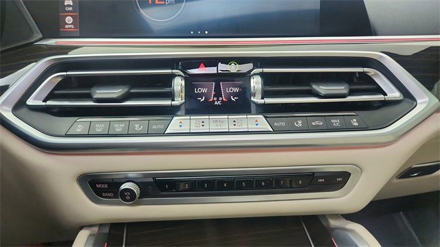 Used 2023 BMW X6 xDrive40i w/ Executive Package image 55