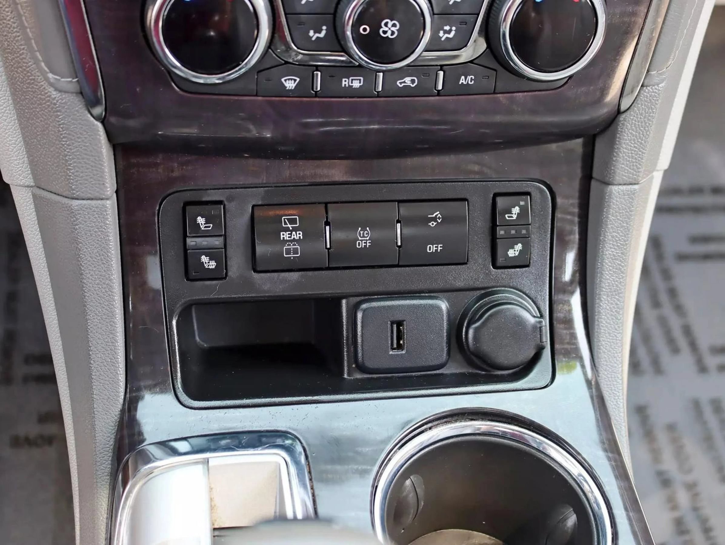 Used 2015 Buick Enclave Leather AWD/4WD image 22