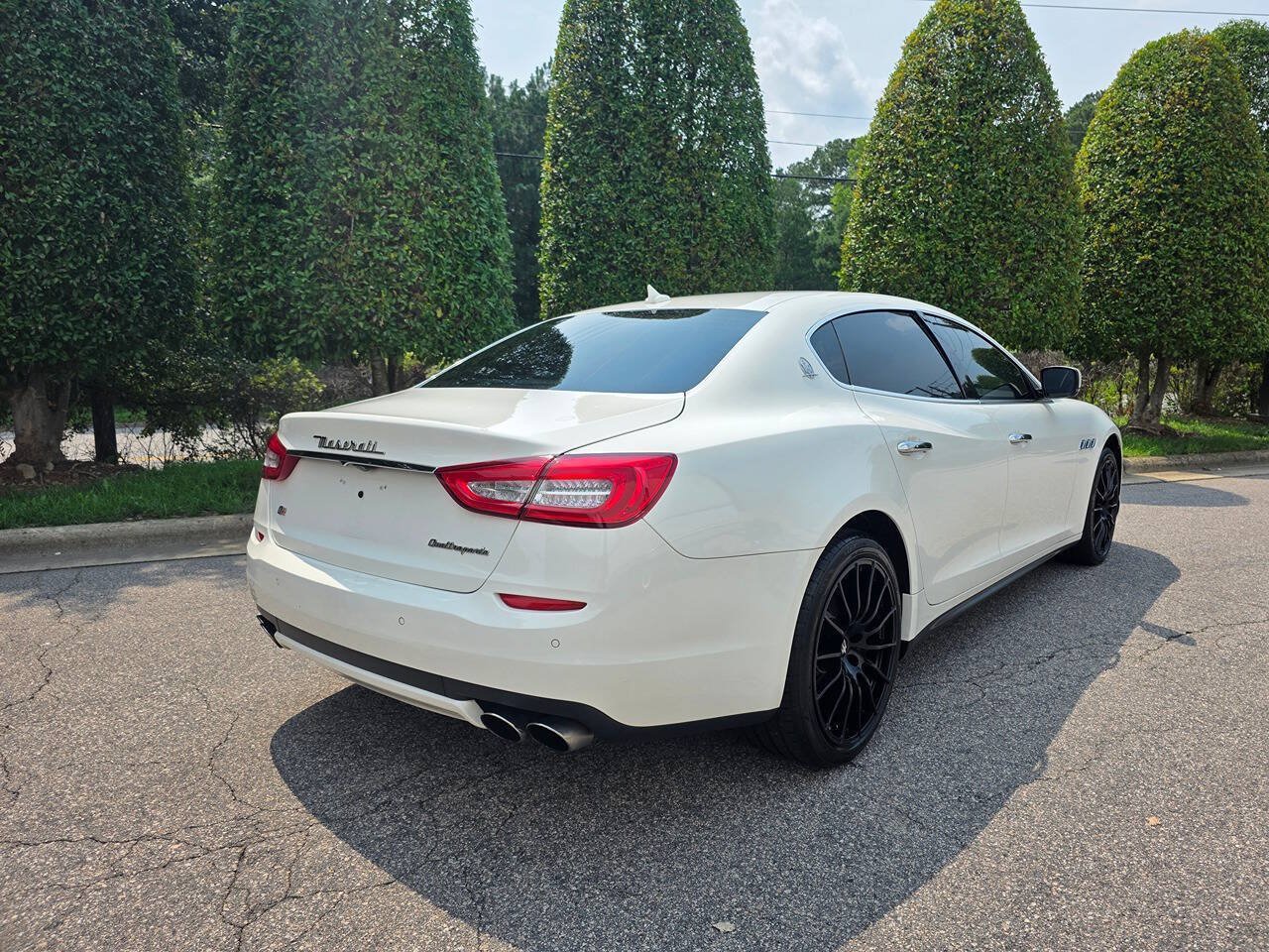 Used 2016 Maserati Quattroporte S Q4 AWD/4WD image 5