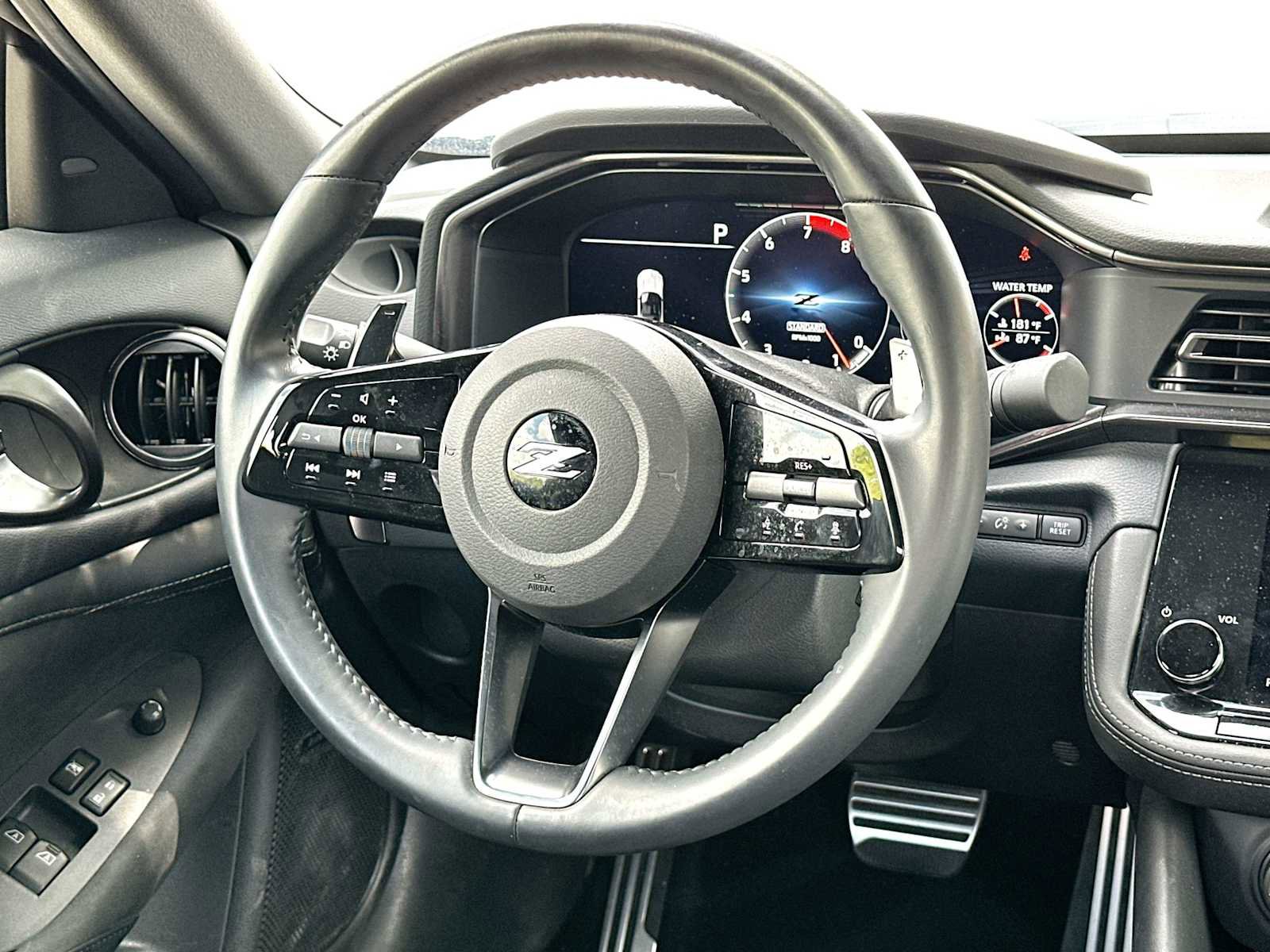 Used 2024 Nissan Z Performance w/ Floor Mat Package RWD image 27