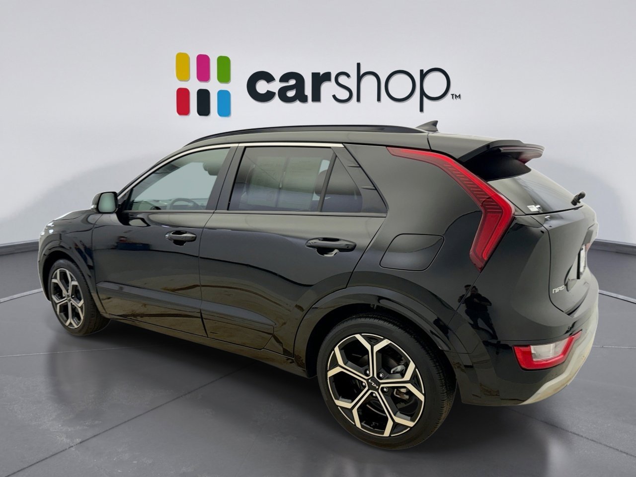 Used 2023 Kia Niro EX Touring FWD image 3