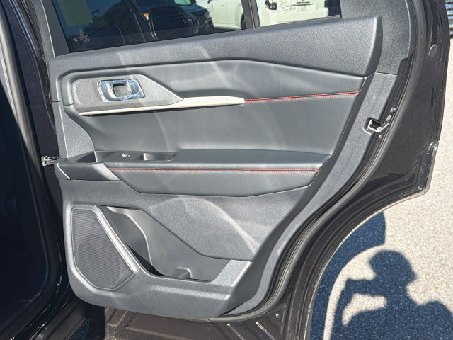 New 2026 Ford Explorer ST RWD image 18