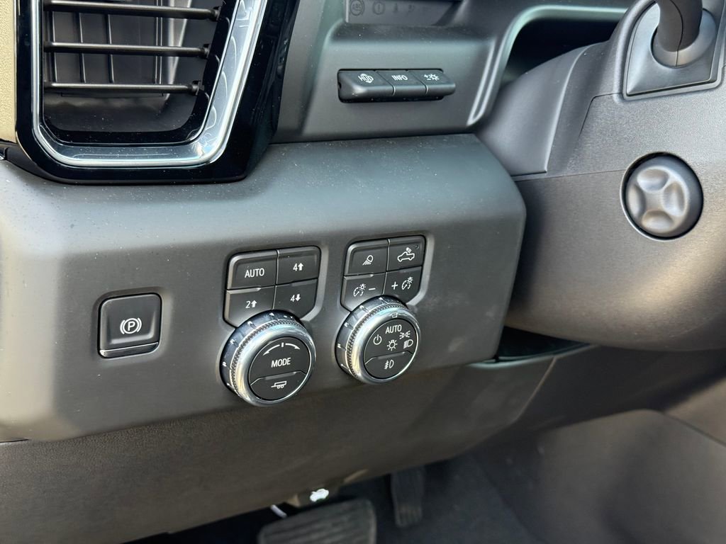 New 2026 GMC Sierra 1500 Denali w/ Technology Package image 17