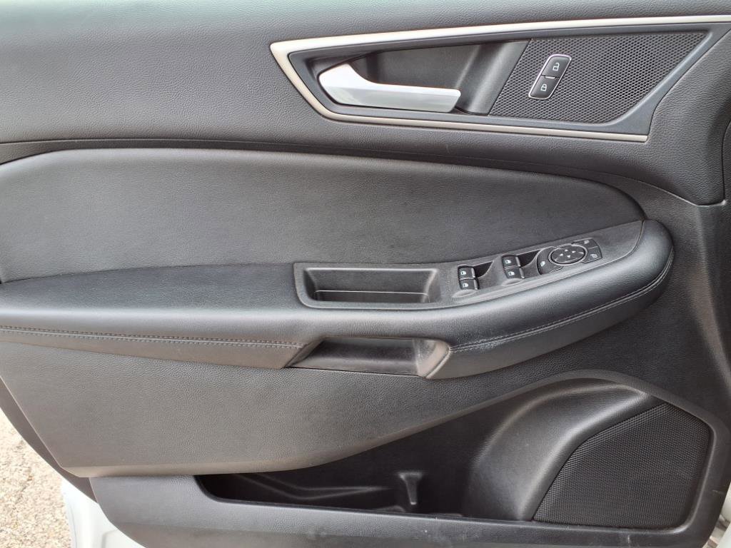 Used 2022 Ford Edge SEL image 23