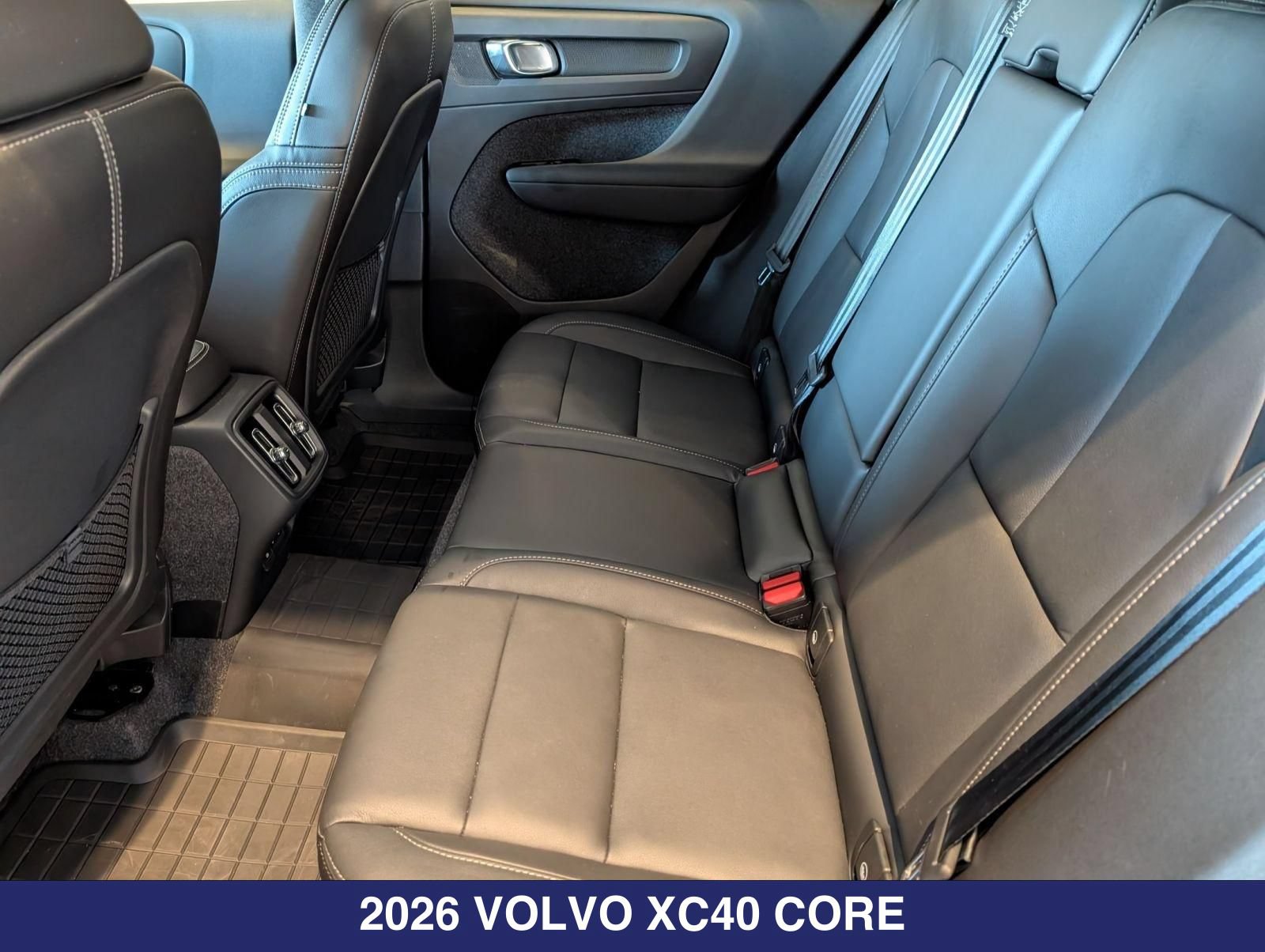 New 2026 Volvo XC40 B5 Core w/ Protection Package Premier AWD/4WD image 13