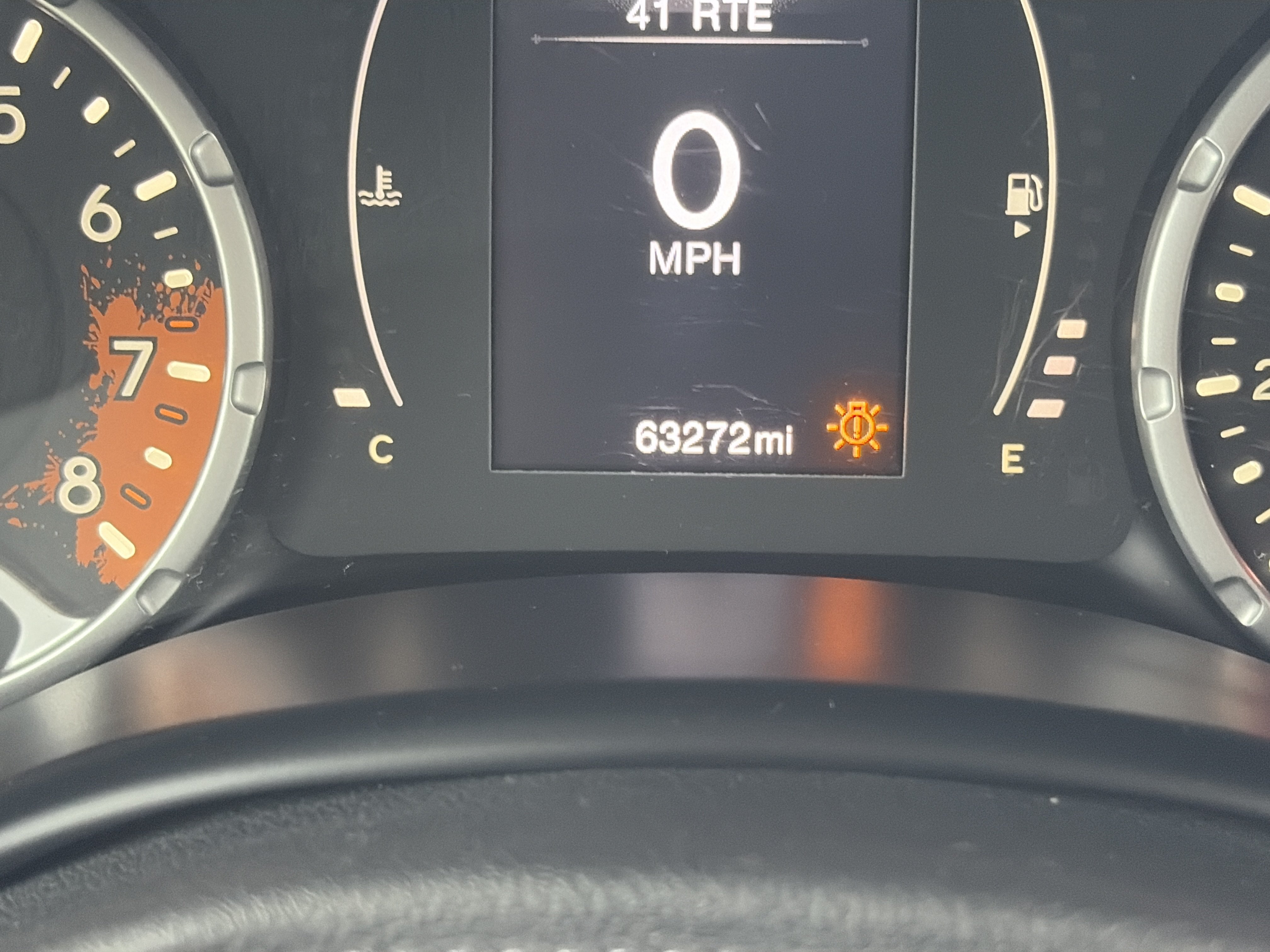Used 2015 Jeep Renegade Latitude AWD/4WD image 24