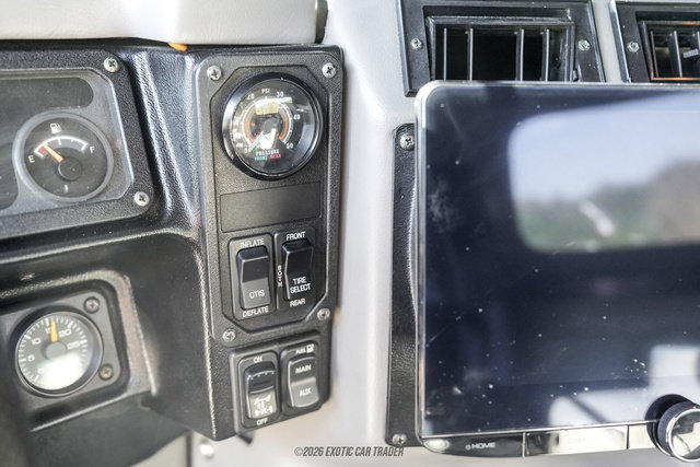 Used 2003 HUMMER H1 4-Door Open Top AWD/4WD image 30