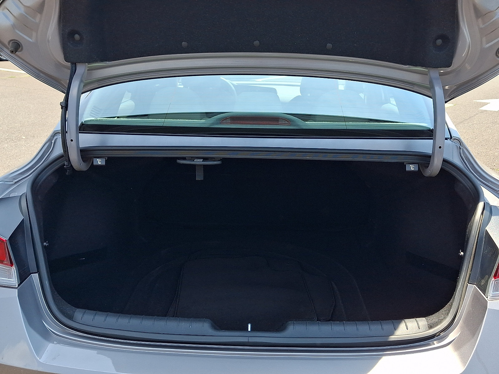 Certified 2023 Hyundai Elantra SEL w/ Preferred Accessory Package FWD image 29