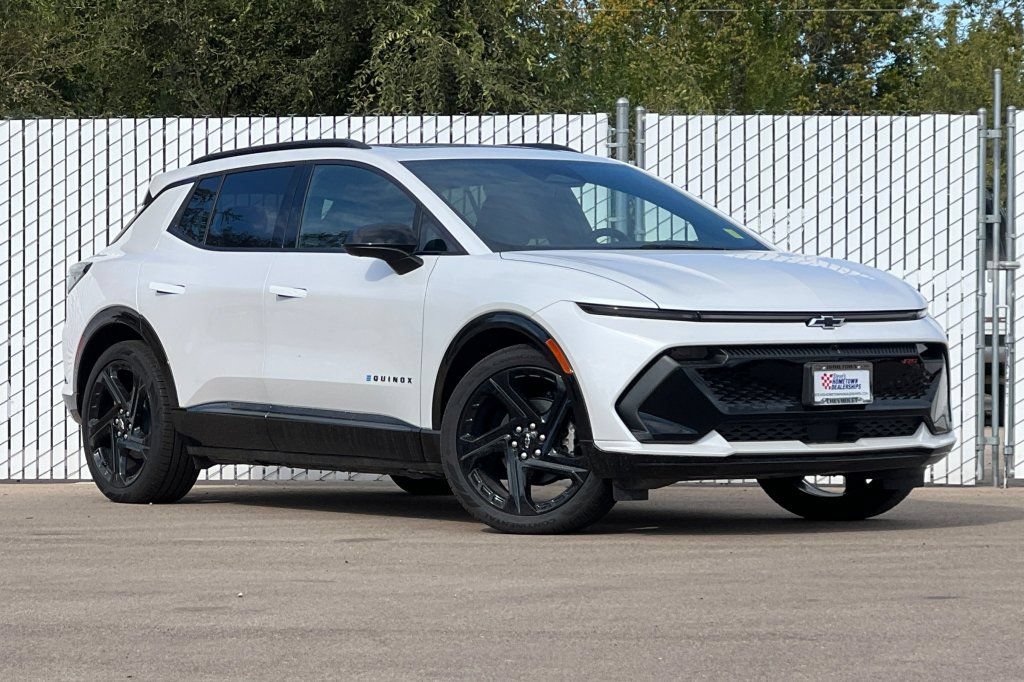 New 2025 Chevrolet Equinox EV RS w/ Convenience Package II AWD/4WD image 2