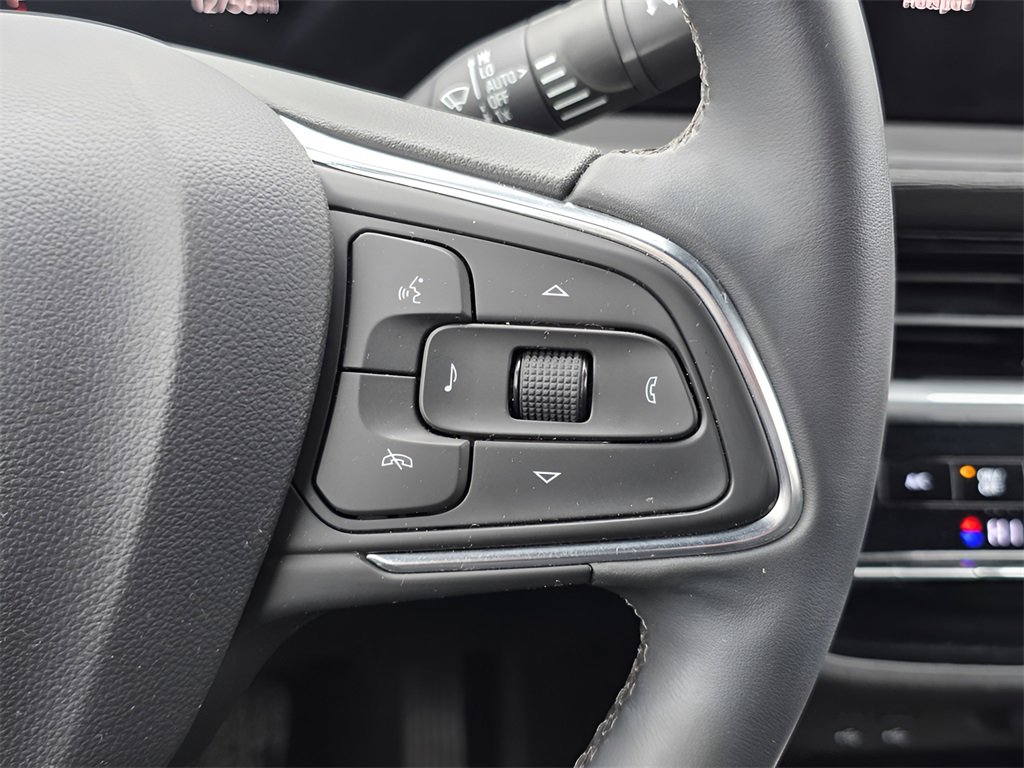 Used 2024 Buick Envista Avenir image 28