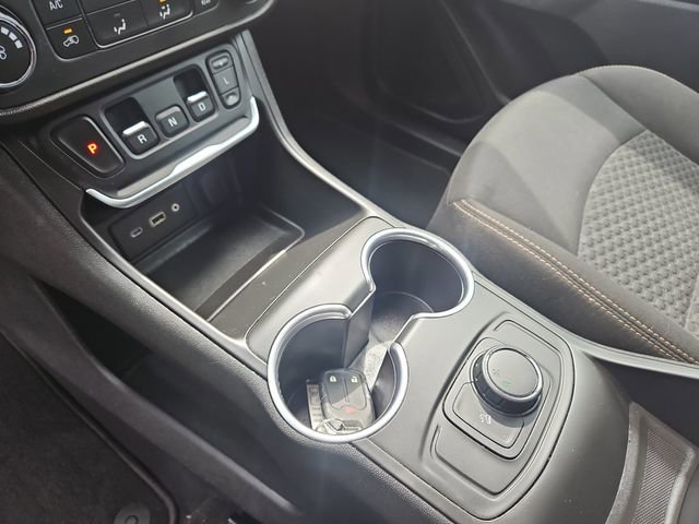 Used 2019 GMC Terrain SLE FWD image 24