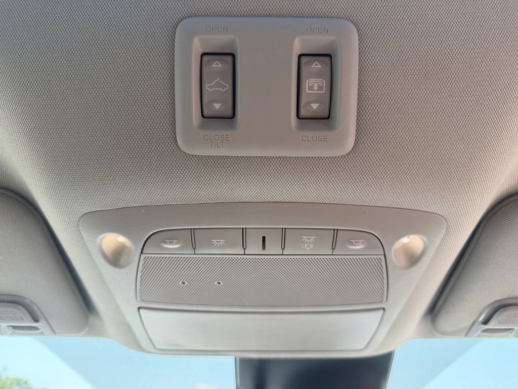 Used 2024 Nissan Murano SV AWD/4WD image 21