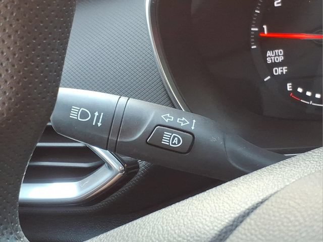 Used 2023 Chevrolet TrailBlazer LT w/ Driver Confidence Package FWD image 27