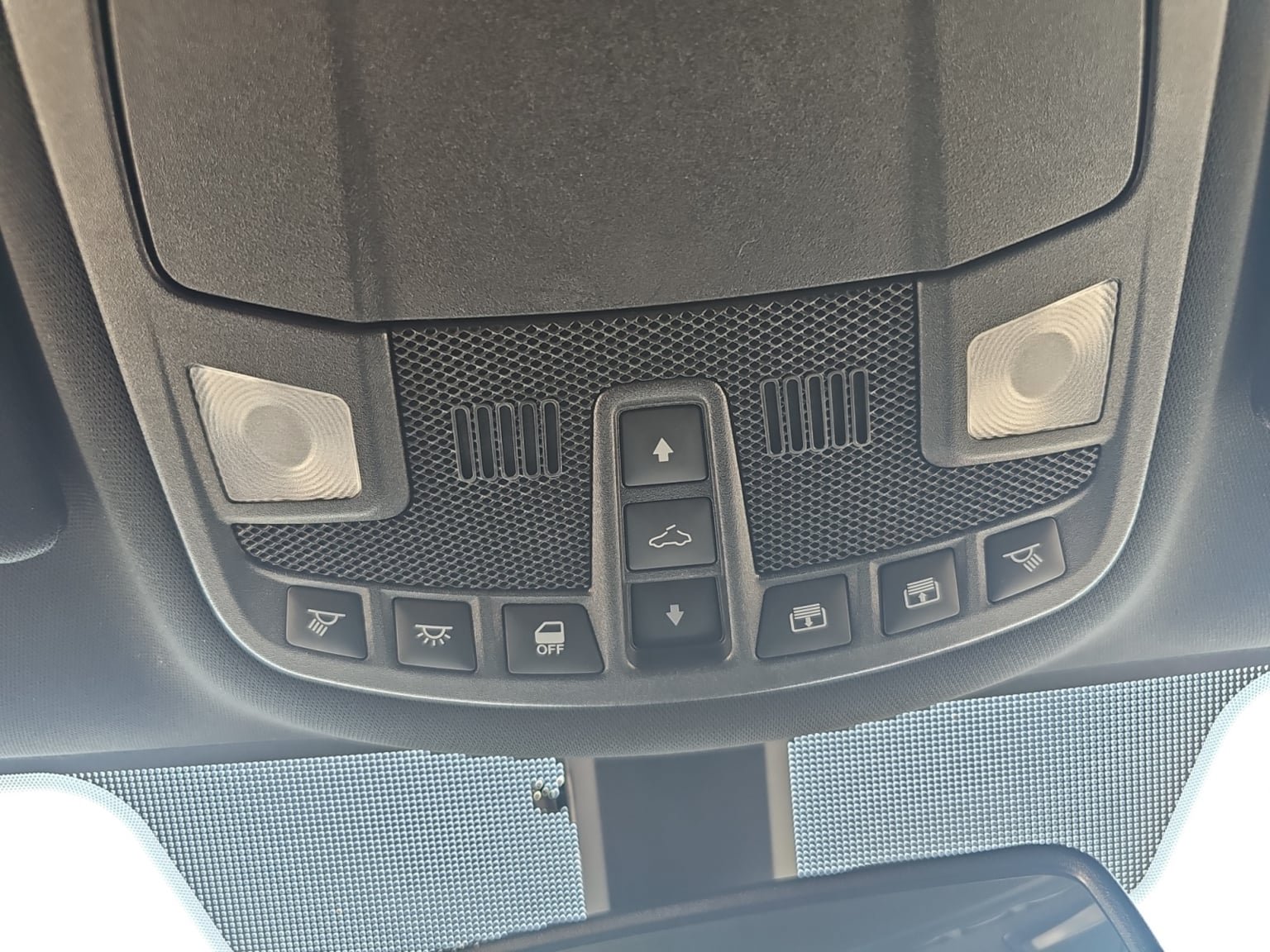 Used 2015 Lincoln MKC FWD w/ Equipment Group 102A Reserve image 24