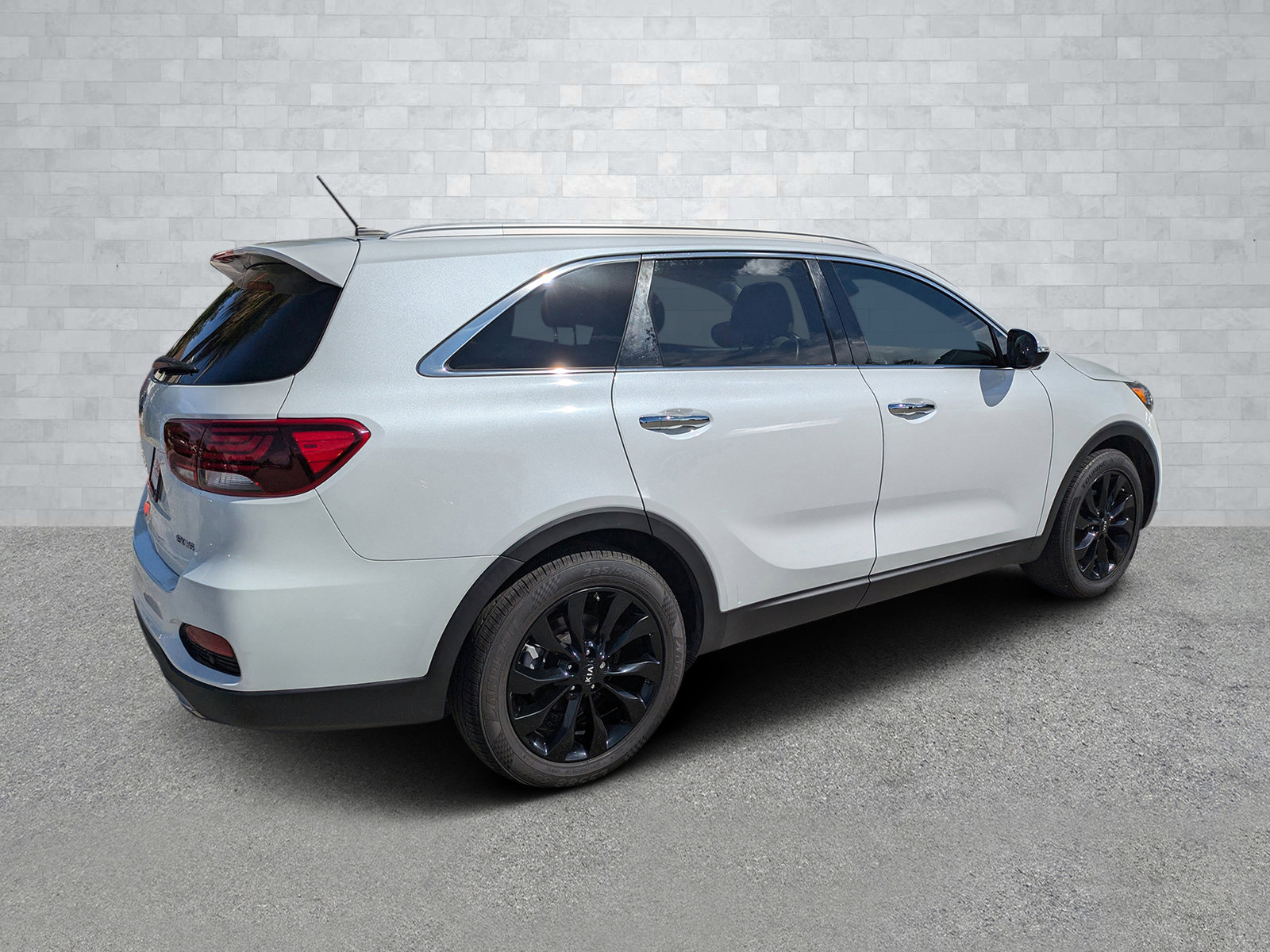 Used 2020 Kia Sorento EX image 5